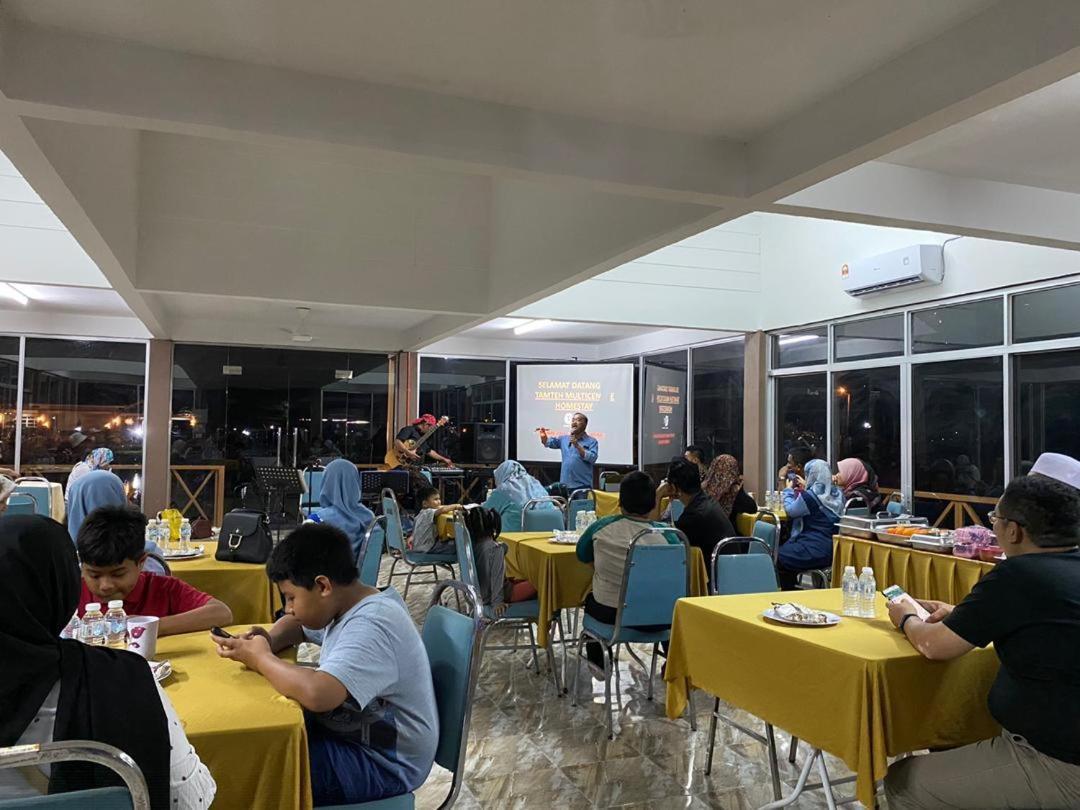 Tamteh Homestay Ayer Hitam エクステリア 写真